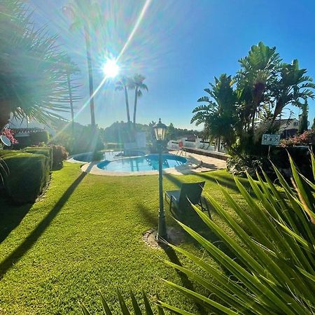 Modern Garden Apartment With A Fantastic Sea View And A Private Garden Sitio de Calahonda Exterior foto